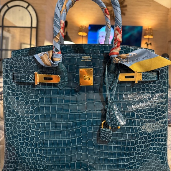 Meet your Posher, Jordan - Picture 5 of 16